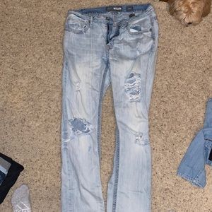 Mens buckle Jake straight jean. Destructed light wash. Size 34L